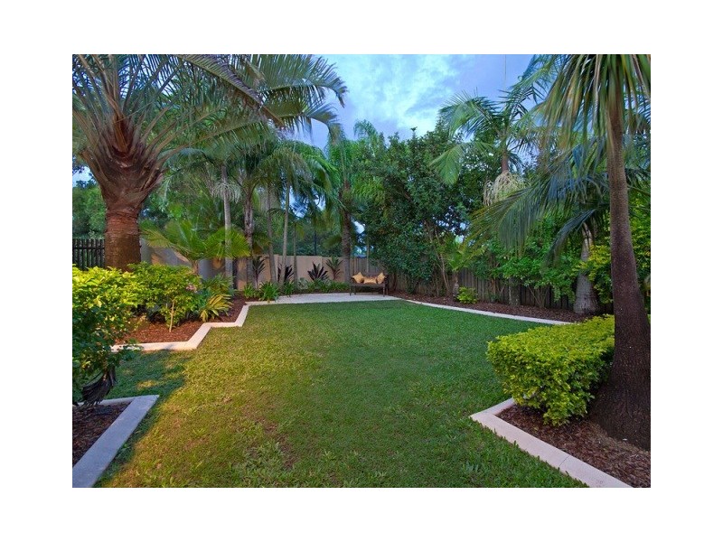 63 Martingale Cct, Clear Island Waters QLD 4226