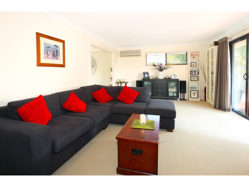 19 Willis Court, Mermaid Waters QLD 4218