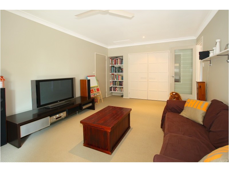 19 Willis Court, Mermaid Waters QLD 4218