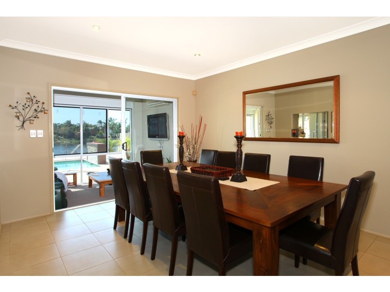 12 Martinique Way, Clear Island Waters QLD 4226