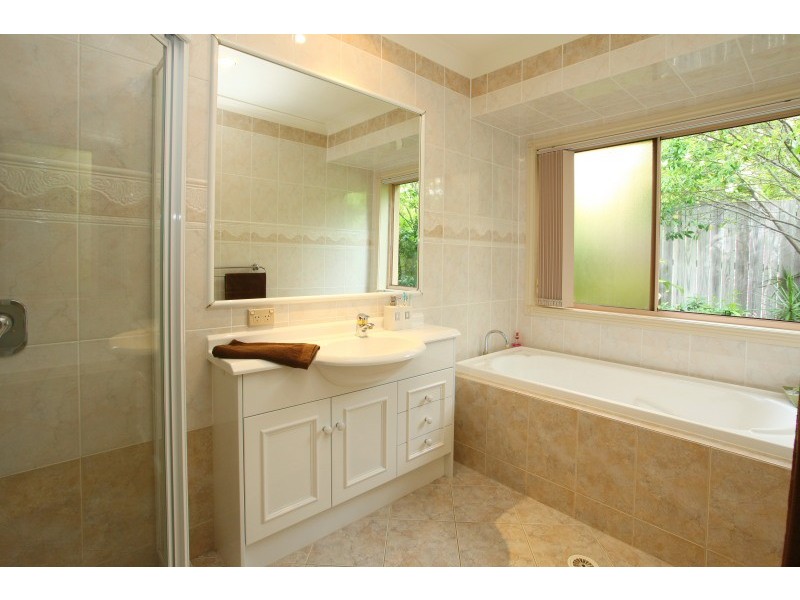 50 Mornington Terrace, Robina QLD 4226