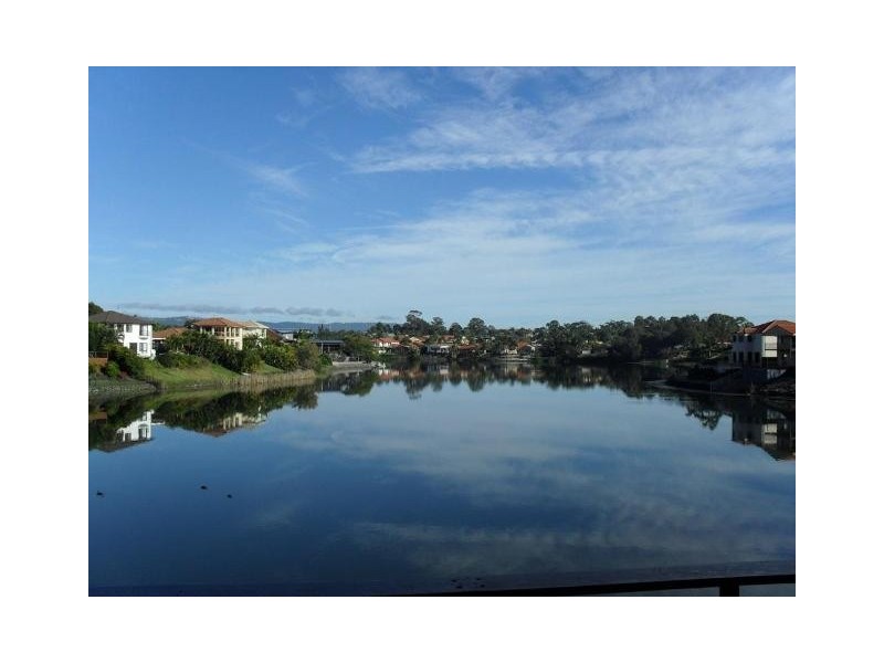13 Manor Close, Robina QLD 4226