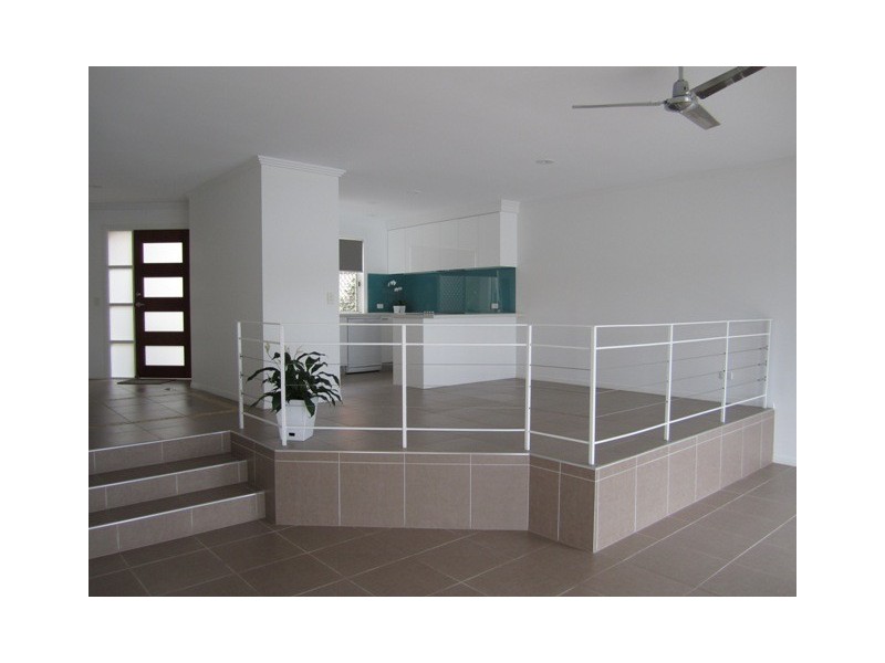 13 Manor Close, Robina QLD 4226