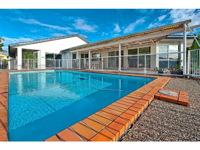 45 Martinique Way, Clear Island Waters QLD 4226