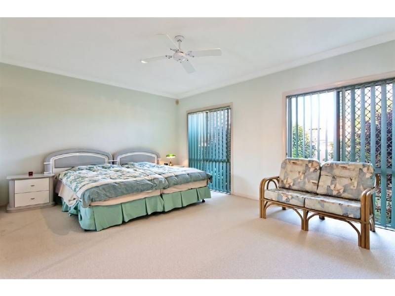 45 Martinique Way, Clear Island Waters QLD 4226