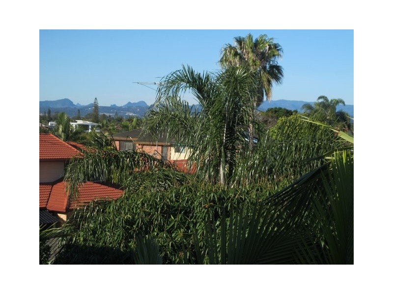 14-16 Markeri Street, Mermaid Beach QLD 4218