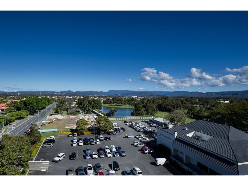 60E/13 Fairway Drive, Clear Island Waters QLD 4226