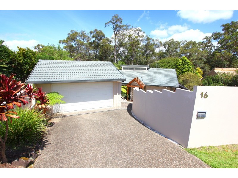 16 Federal Place, Robina QLD 4226