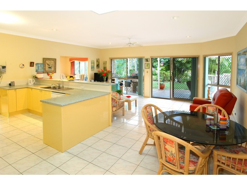 2 Moorabbin Place, Robina QLD 4226