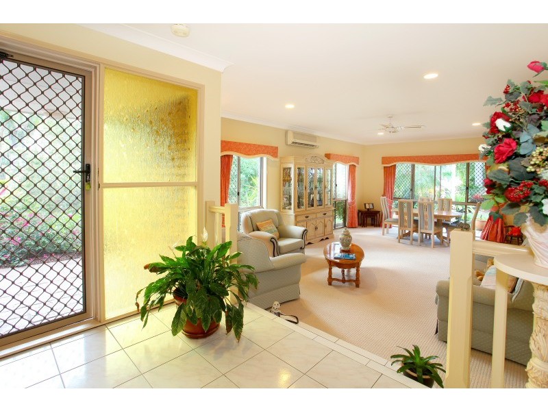 2 Moorabbin Place, Robina QLD 4226