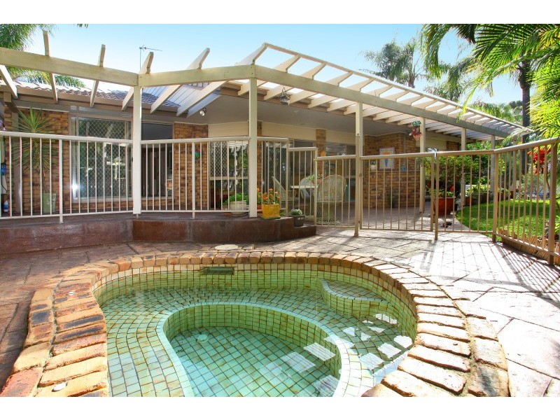2 Moorabbin Place, Robina QLD 4226