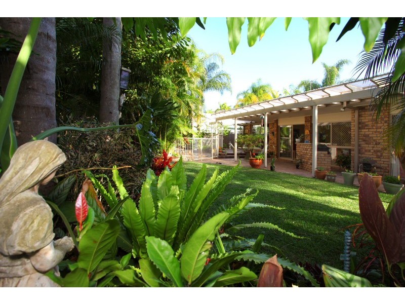 2 Moorabbin Place, Robina QLD 4226