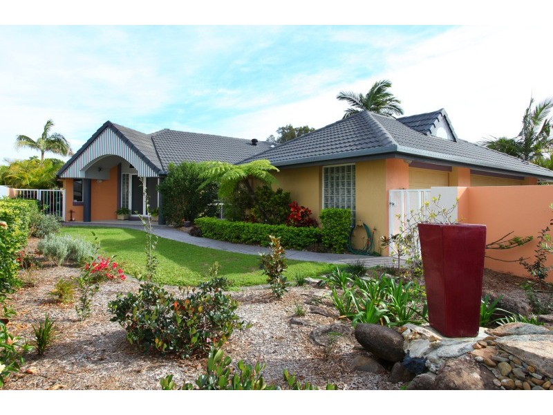 55 Fairway Drive, Clear Island Waters QLD 4226