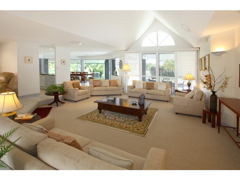 55 Fairway Drive, Clear Island Waters QLD 4226