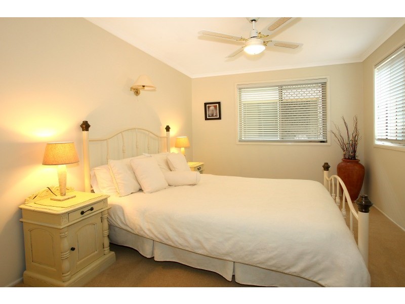 12 Chatswood Court, Robina QLD 4226