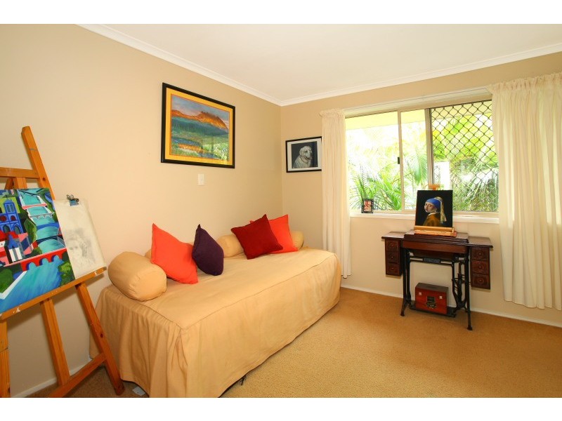 12 Chatswood Court, Robina QLD 4226