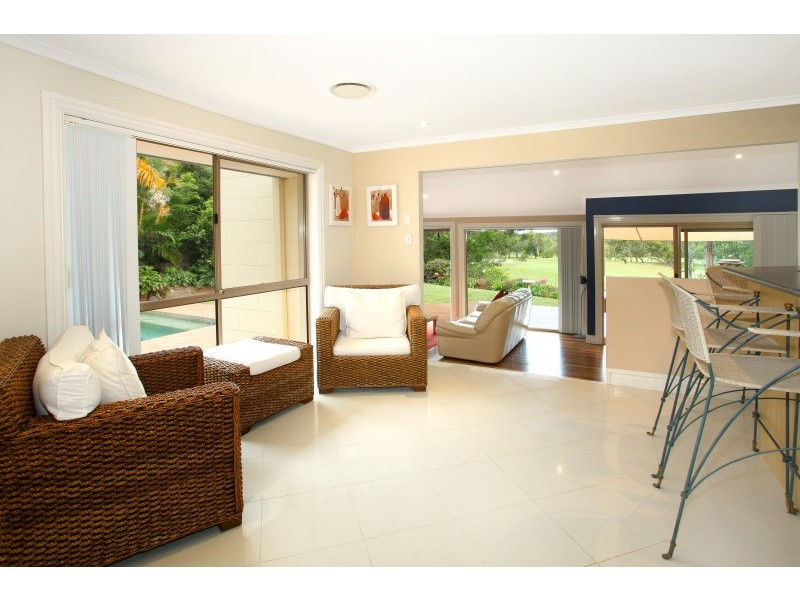 12 Chatswood Court, Robina QLD 4226