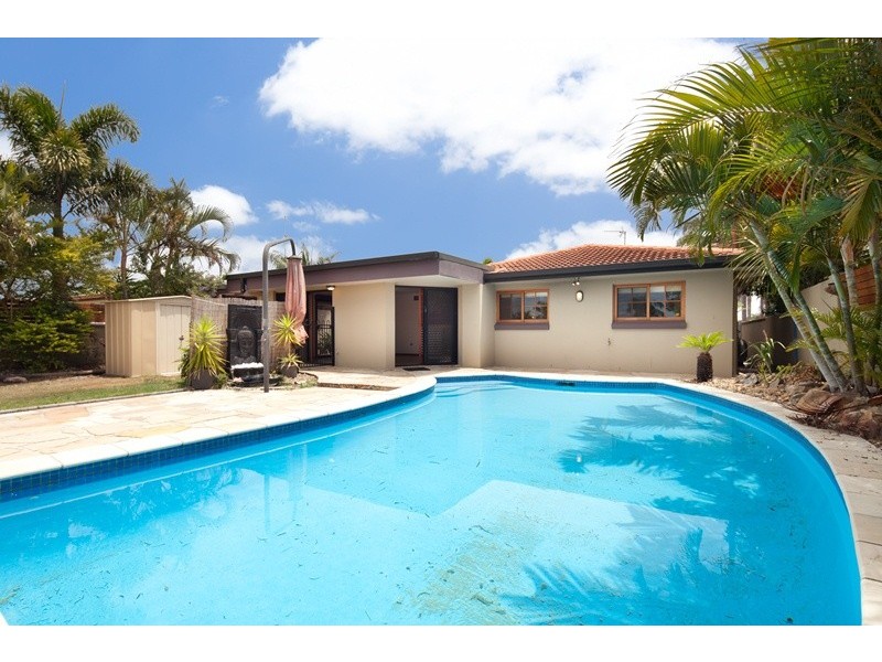 26 Verdichio Avenue, Mermaid Waters QLD 4218