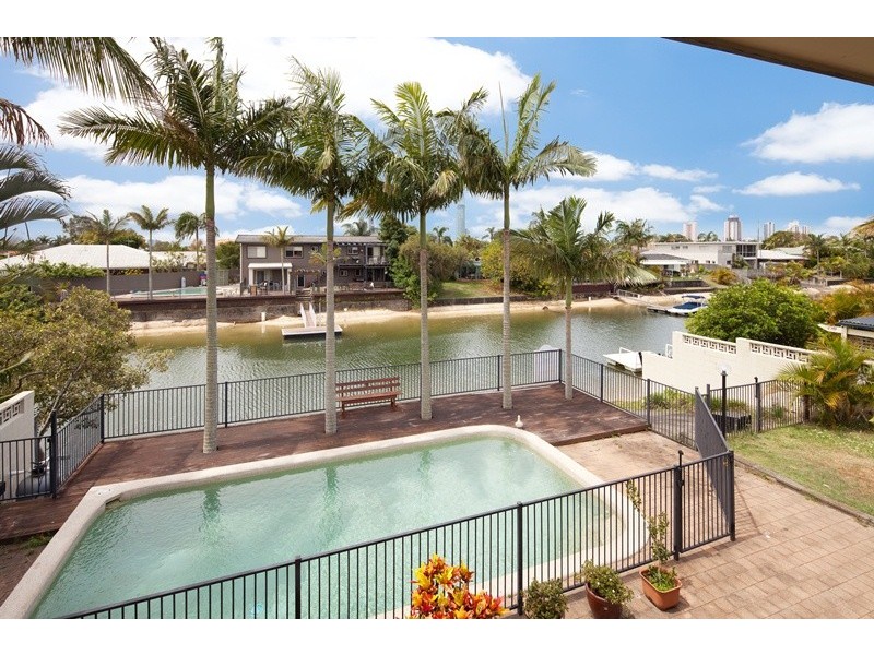 13 Poinciana Boulevard, Broadbeach Waters QLD 4218