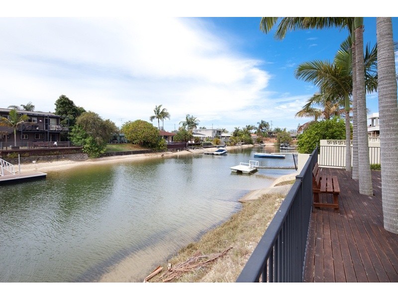13 Poinciana Boulevard, Broadbeach Waters QLD 4218