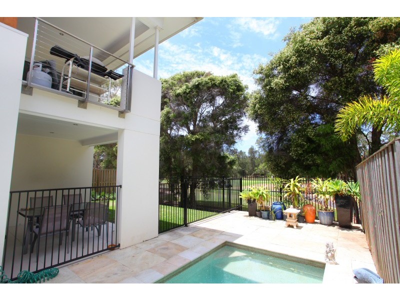 3/15 Andromeda Parade, Robina QLD 4226