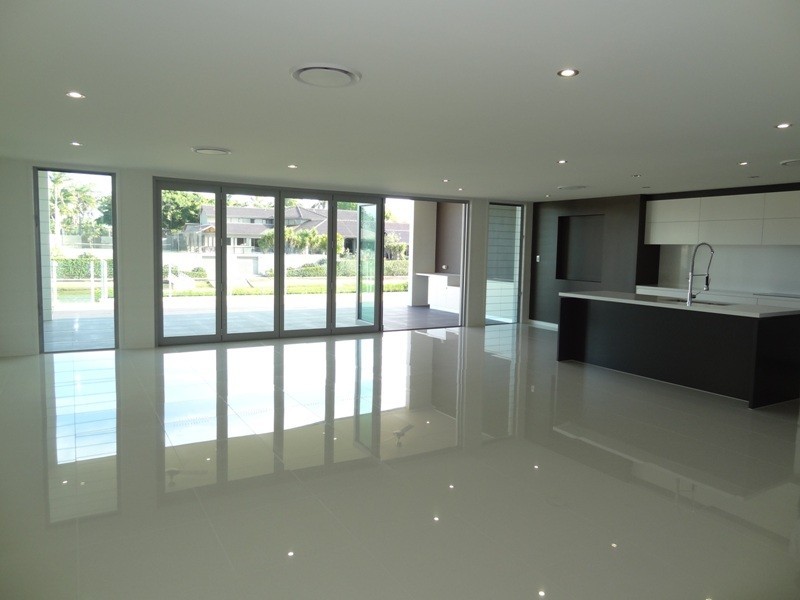 18 Boomerang Crescent, Sorrento QLD 4217