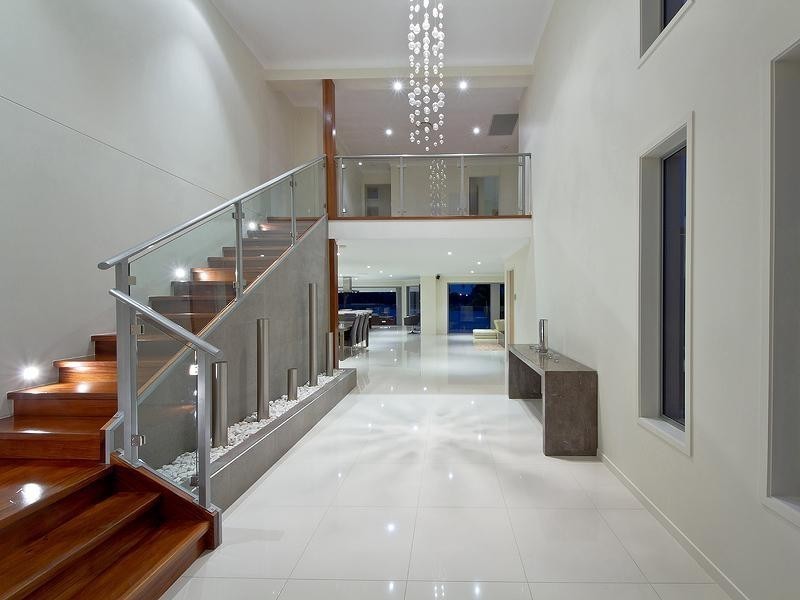 Clear Island Waters QLD 4226