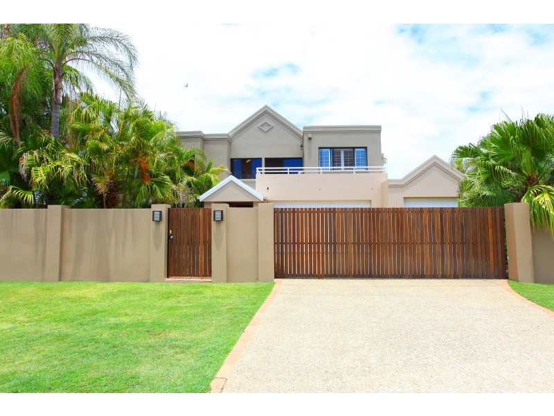 132 Camberwell Circuit, Robina QLD 4226