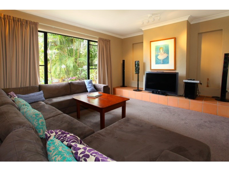 132 Camberwell Circuit, Robina QLD 4226