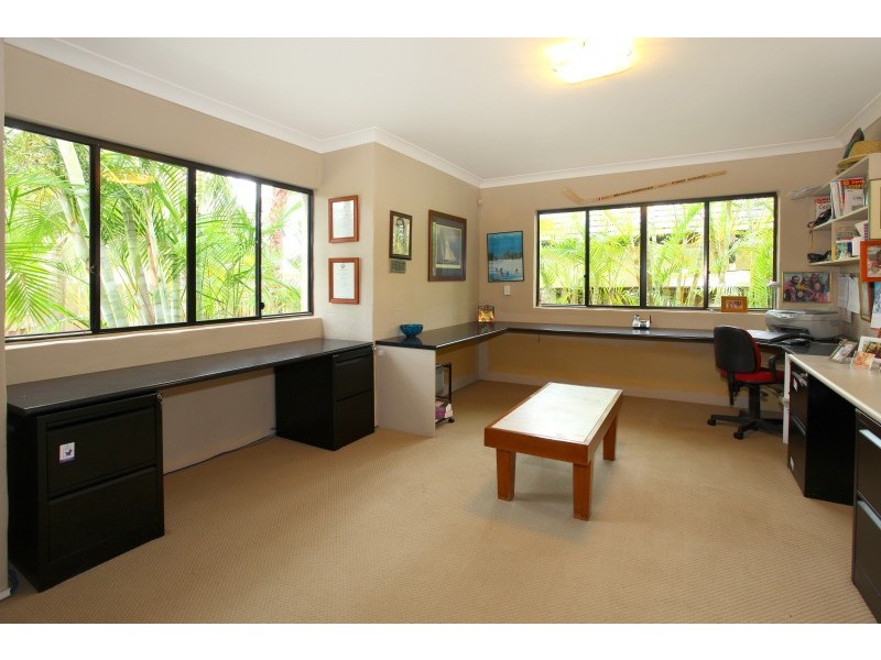 132 Camberwell Circuit, Robina QLD 4226