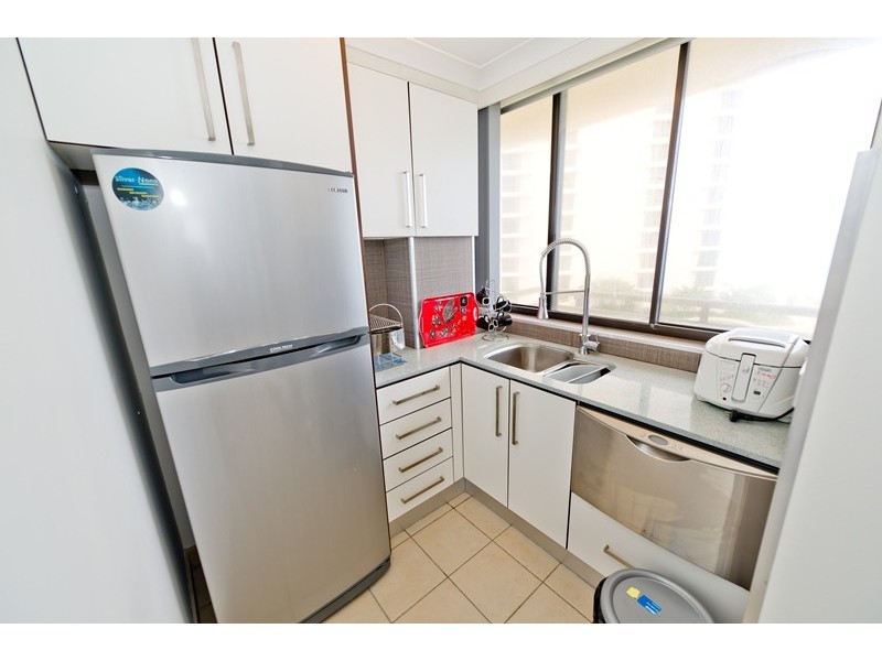 18 Hanlan Street, Surfers Paradise QLD 4217