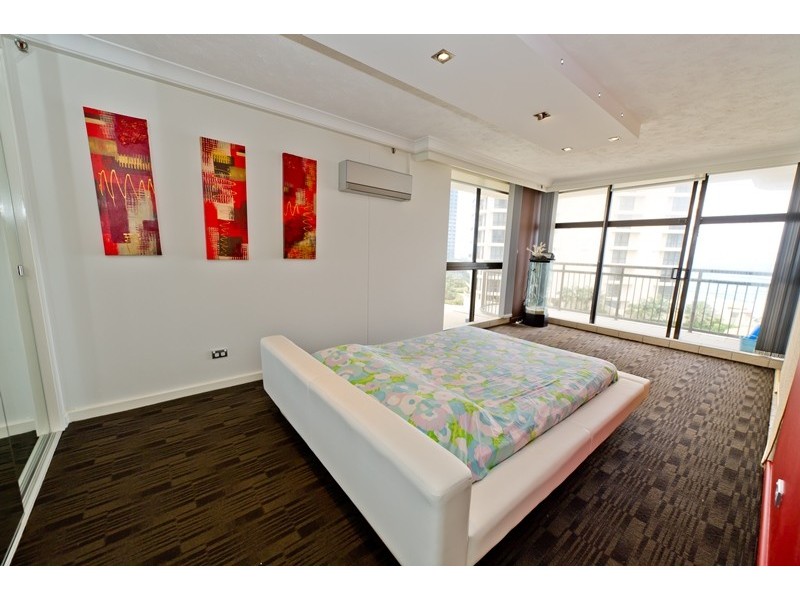 18 Hanlan Street, Surfers Paradise QLD 4217