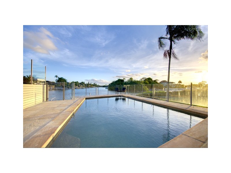 90 Monaco Street, Broadbeach Waters QLD 4218