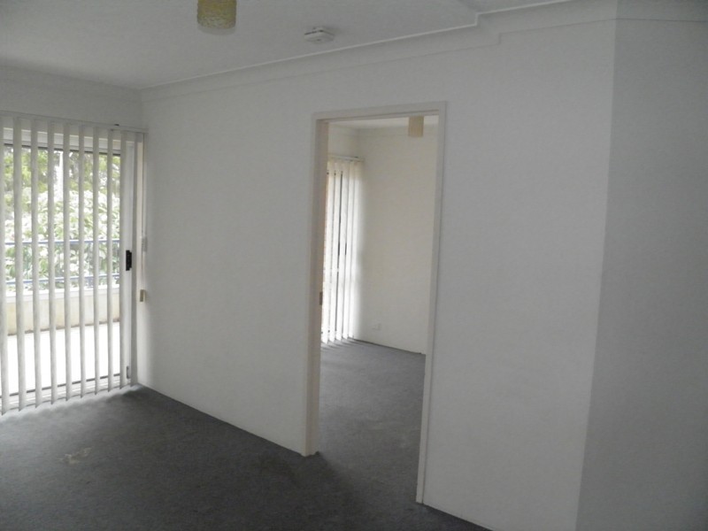 2/37 Back Street, Biggera Waters QLD 4216