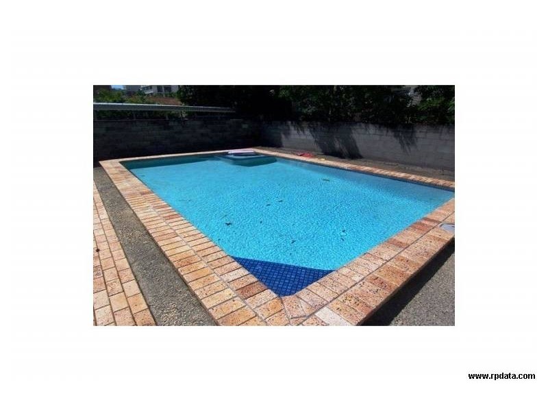 2/37 Back Street, Biggera Waters QLD 4216