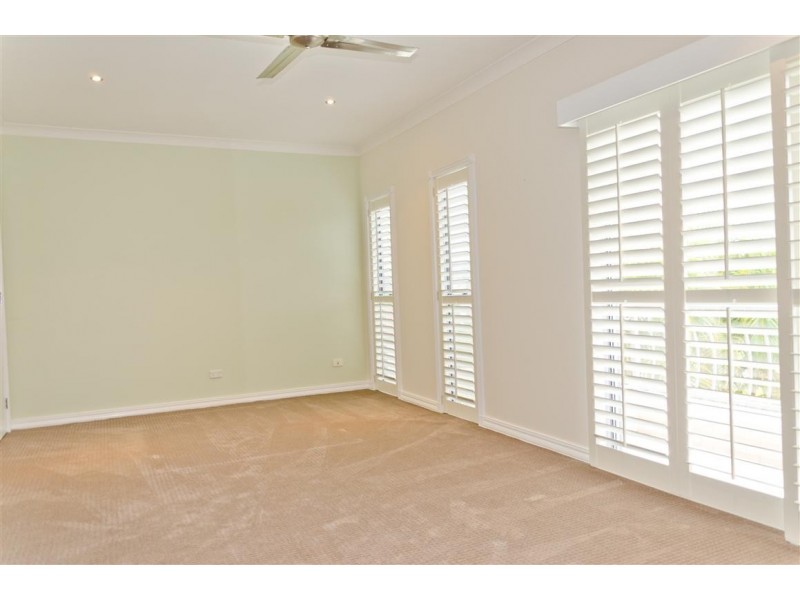 16/145 Palm Meadows Drive, Carrara QLD 4211