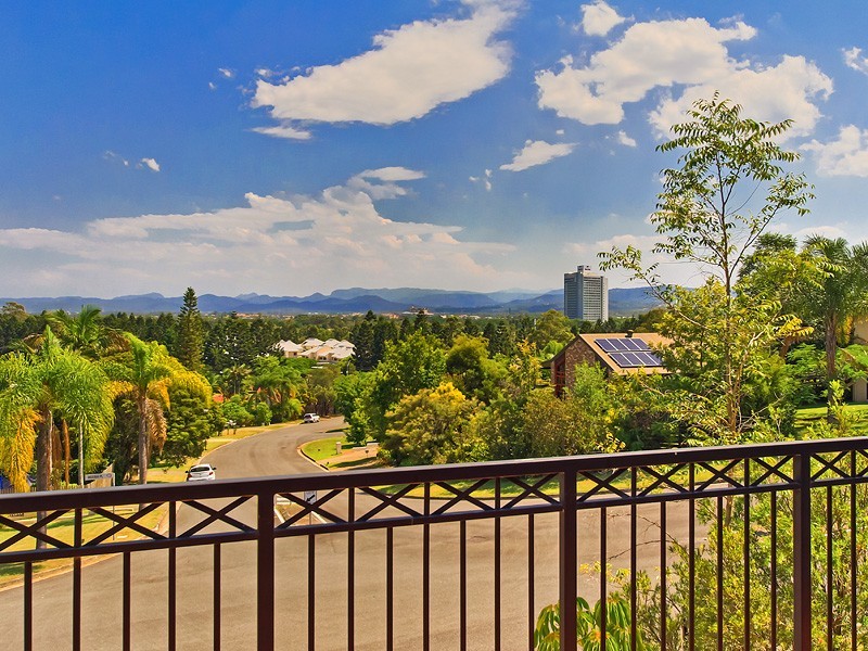 12 Mulyan Place, Ashmore QLD 4214