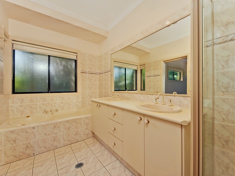 12 Mulyan Place, Ashmore QLD 4214