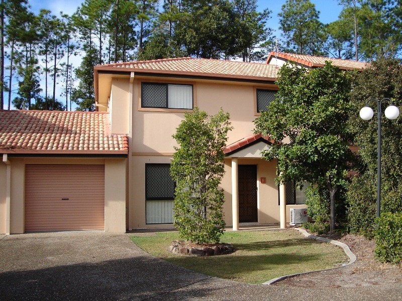9/39 Pine Valley Drive, Varsity Lakes QLD 4227