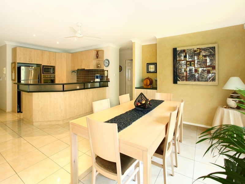 3/145 Gemvale Road, Mudgeeraba QLD 4213