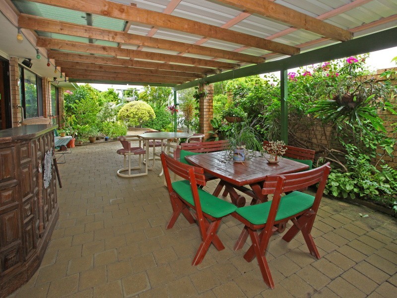 3 Moola Court, Broadbeach Waters QLD 4218
