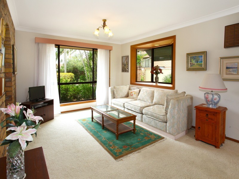 3 Moola Court, Broadbeach Waters QLD 4218