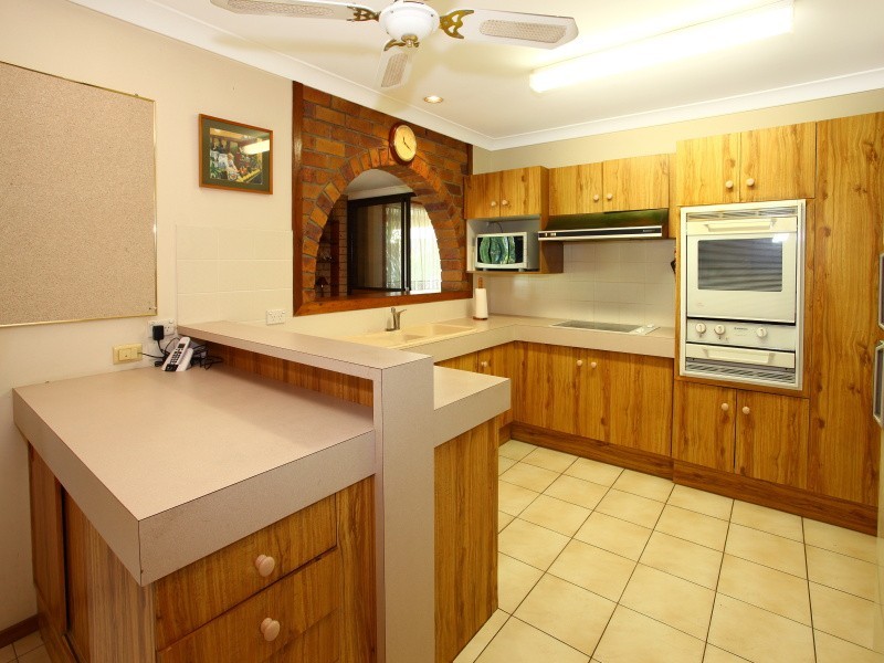 3 Moola Court, Broadbeach Waters QLD 4218