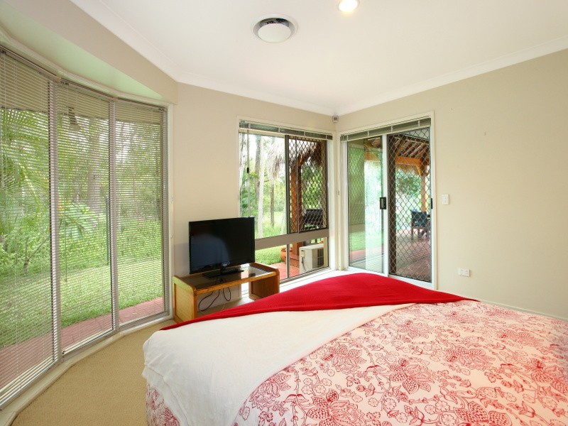 20 Banff Court, Robina QLD 4226