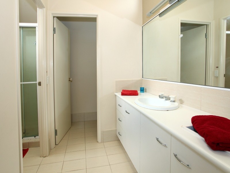 20 Banff Court, Robina QLD 4226