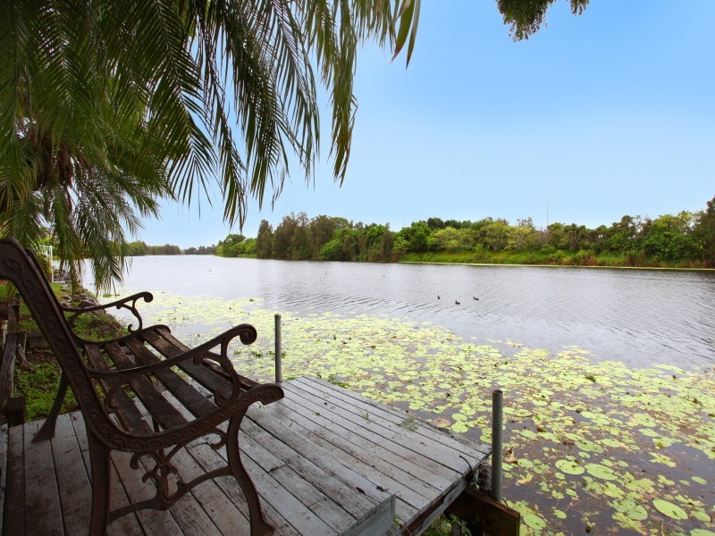 42 Emerton Court, Robina QLD 4226