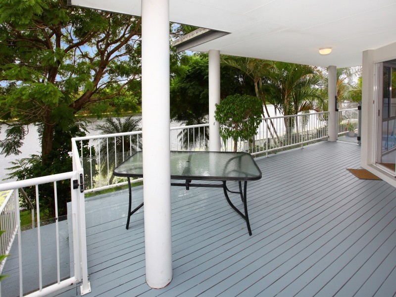 42 Emerton Court, Robina QLD 4226