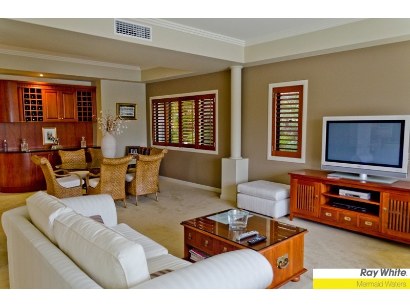 44 Bollard Circuit, Clear Island Waters QLD 4226