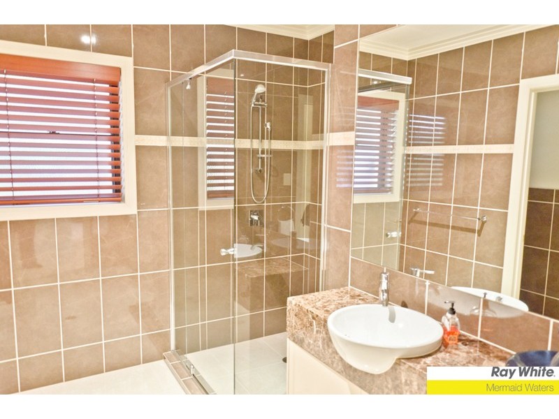 44 Bollard Circuit, Clear Island Waters QLD 4226