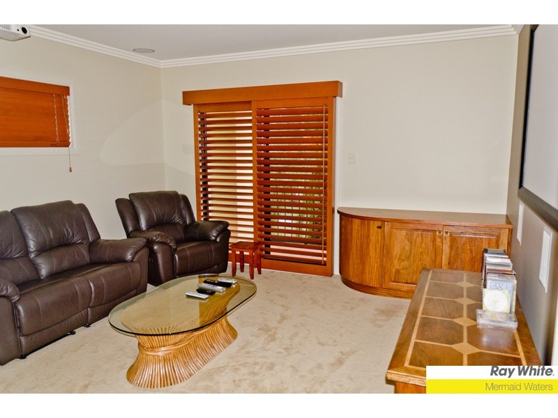 44 Bollard Circuit, Clear Island Waters QLD 4226